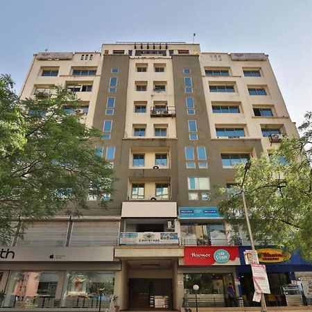 Hotel President Inn By Sky Stays Gandhinagar Exterior foto